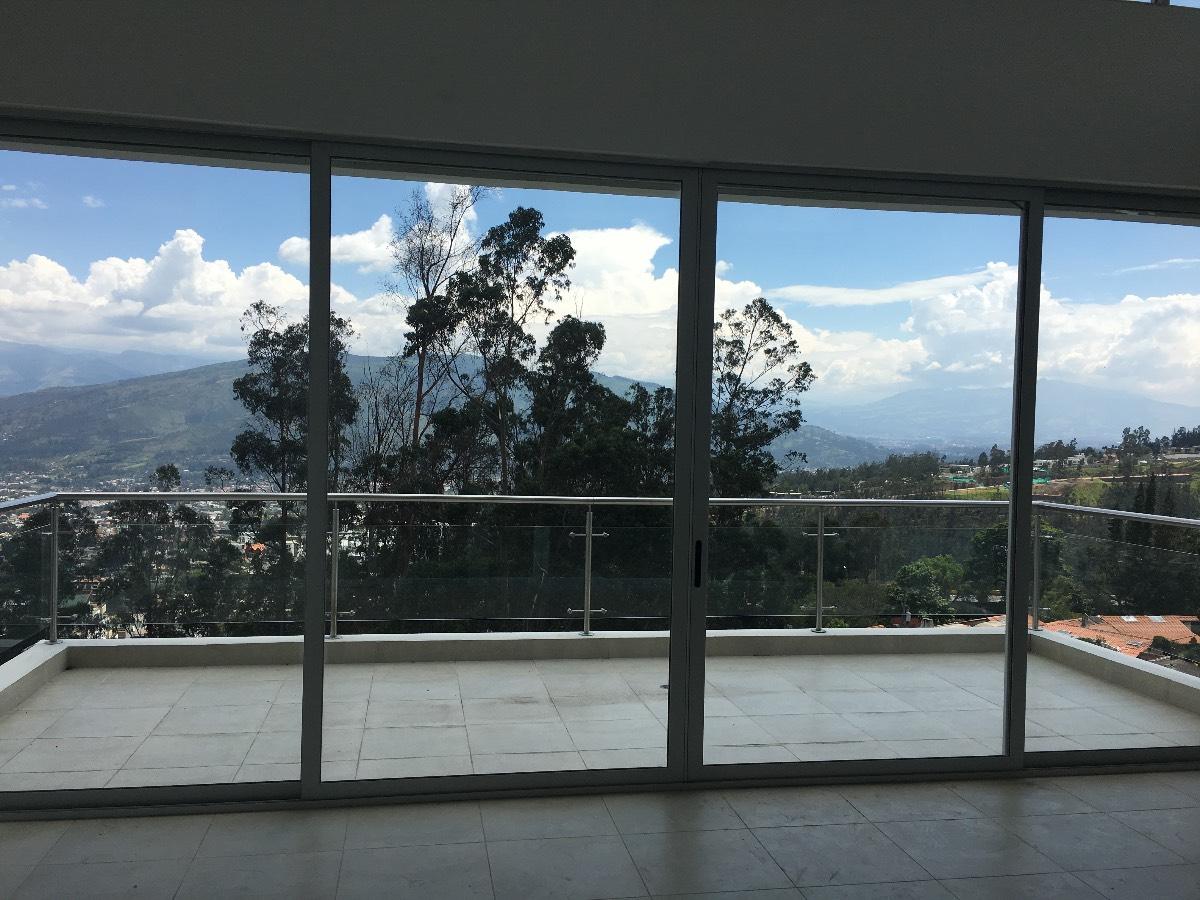 DEPARTAMENTO A ESTRENAR MARAVILLOSA VISTA CON MEMBRESIA CLUB TENIS TERRAVALLE